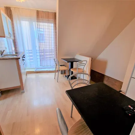 W1-3 Messe Monteurzimmer 公寓式酒店